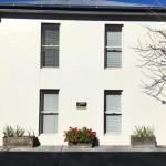 Encore Apartments - Accommodation Main Beach 0