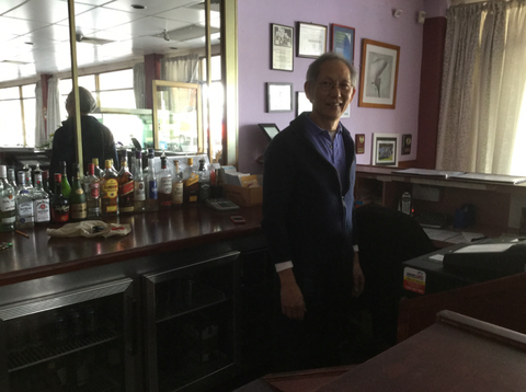 Wyoming Lantern - Accommodation Main Beach 3