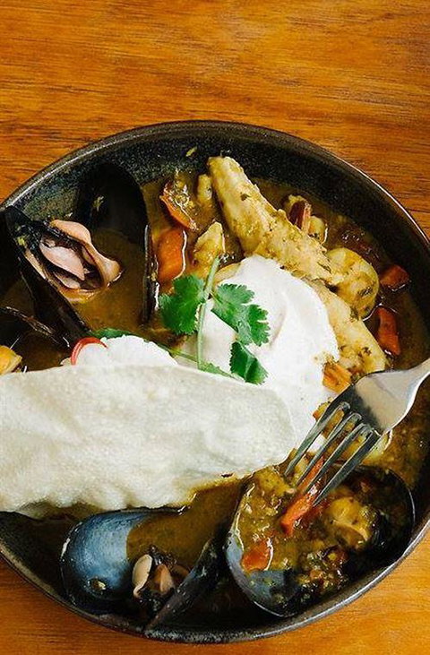 Sandbar - Accommodation Main Beach 4