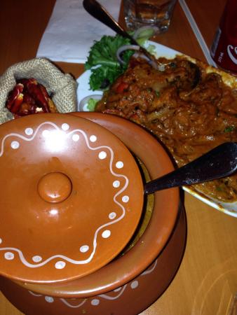 Coriander Leaf The Indian Lounge - Accommodation Main Beach 0