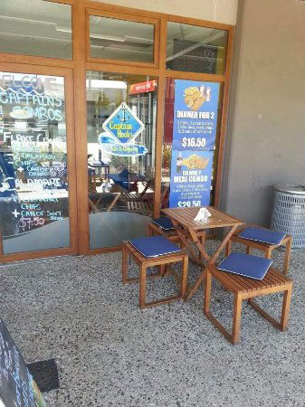 Captain Hooks Fish & Chippery - Accommodation Main Beach 0