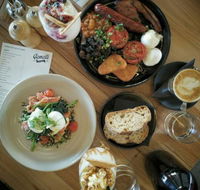 Gemelli Cafe Grill - Accommodation Main Beach