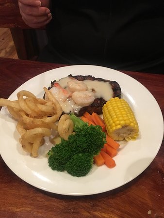 Doveton VIC Accommodation Main Beach