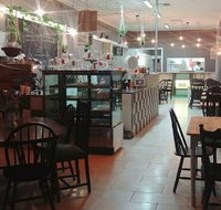 The Crooked House - Accommodation Main Beach