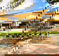 Trentham Estate - Accommodation Main Beach