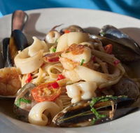 Fig  Olive - Accommodation Main Beach