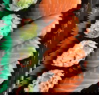 Fresh Juice and Sushi Bar - Accommodation Main Beach