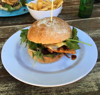 Island Burger Bar - Accommodation Main Beach