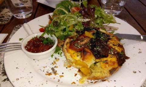 Seasons Restaurant At Cloudehill - Accommodation Main Beach 0