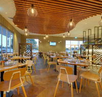 Cafe Qu Bah - Accommodation Main Beach