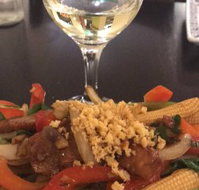 Emerald Thai Restaurant - Accommodation Main Beach