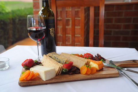 Wild Cattle Creek Estate - Accommodation Main Beach 0