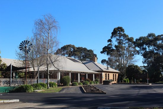 Dewhurst VIC Accommodation Main Beach