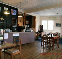 Smokeytown Cafe - Accommodation Main Beach