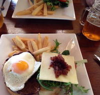 Glenrowan Hotel - Accommodation Main Beach