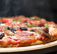 Mr Pizza - Accommodation Main Beach