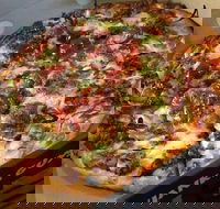 Pizzas with Attitude Leopold - Accommodation Main Beach