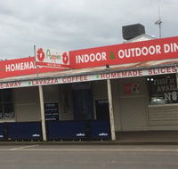 Poppies Cafe - Accommodation Main Beach