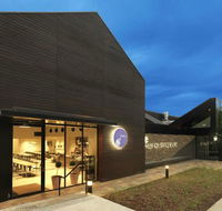 Radius Bar and Grill - Accommodation Main Beach
