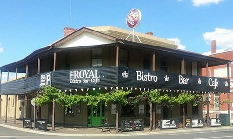 The Royal - Accommodation Main Beach 0