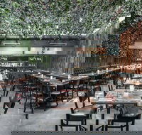 Barrel Bar and Dining - Accommodation Main Beach