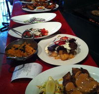 Radio Cairo - Accommodation Main Beach