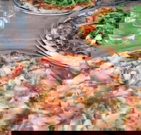 Nude Pizza - Accommodation Main Beach