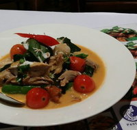 Pent Thai - Accommodation Main Beach