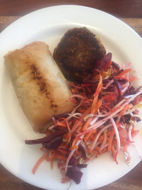 Veggie Mama - Accommodation Main Beach 9