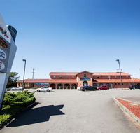 Golf View Hotel - Motel - Accommodation Main Beach