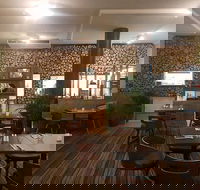 Noshtalgia Cafe Restaurant - Accommodation Main Beach
