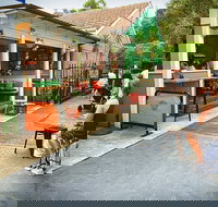 The Sneaky Grind - Accommodation Main Beach