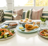 Whalebone Wharf Seafood Restaurant - Accommodation Main Beach