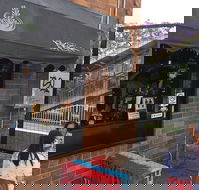 Checkpoint Charlie Espresso Bar - Accommodation Main Beach