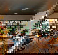 Briars Restaurant - Accommodation Main Beach