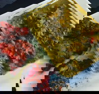 Punjabi Hut Indian Restaurant - Accommodation Main Beach