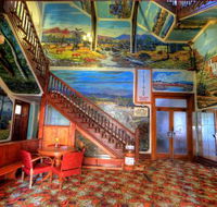 The Palace Hotel Restaurant - Accommodation Main Beach