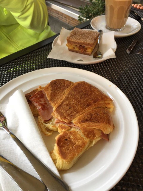 Boutique Espresso - Accommodation Main Beach 6