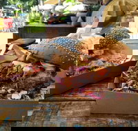 Hooper's Burgers Fish  Chippery - Accommodation Main Beach