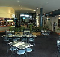 The Family Bistro at The Golden Sands Tavern - Accommodation Main Beach
