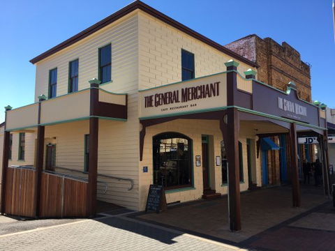 The General Merchant - Accommodation Main Beach 0