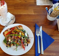 Brownie's On Budgewoi - Accommodation Main Beach