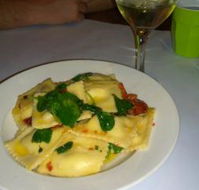 Friends Pizza Restaurant - Accommodation Main Beach