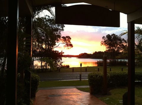 Riverside Tavern - Accommodation Main Beach 0