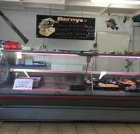 Berny's at Batehaven - Accommodation Main Beach