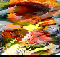 Blowfish - Accommodation Main Beach