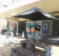 Tuck in Takeaway - Accommodation Main Beach