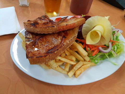 Walgett RSLClub - Accommodation Main Beach 0
