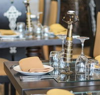 7 by the Lake - Accommodation Main Beach