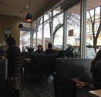 Coffee Club - Accommodation Main Beach